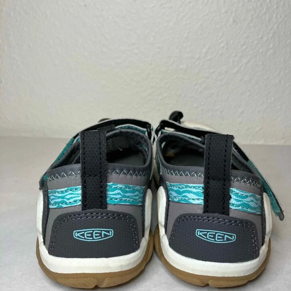 New Keen Knotch Creek Kids‎ Sandals Closed Toed Hiking Water Blue play camping